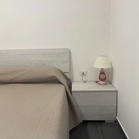 Casa Aurora شقة كالتاجيروني
